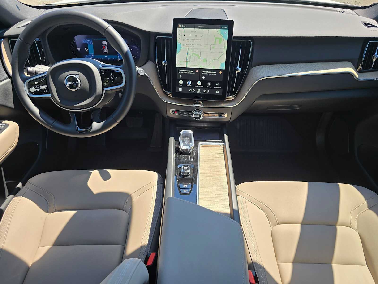 Certified 2026 Volvo XC60 B5 Plus w/ Protection Package Premier AWD/4WD image 18