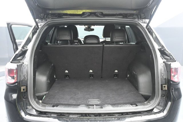 Used 2024 Jeep Compass Latitude AWD/4WD image 36