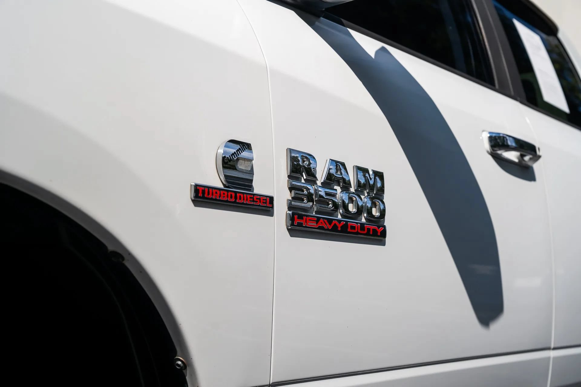 Used 2015 RAM 3500 SLT AWD/4WD image 14