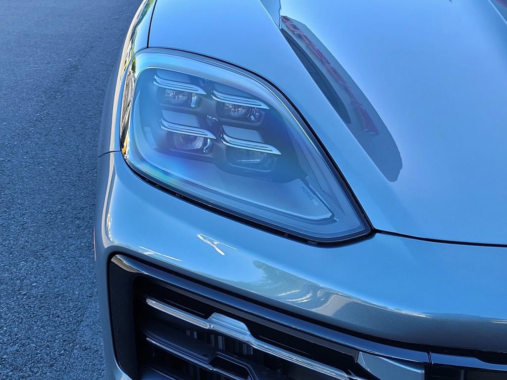 New 2026 Porsche Cayenne image 12
