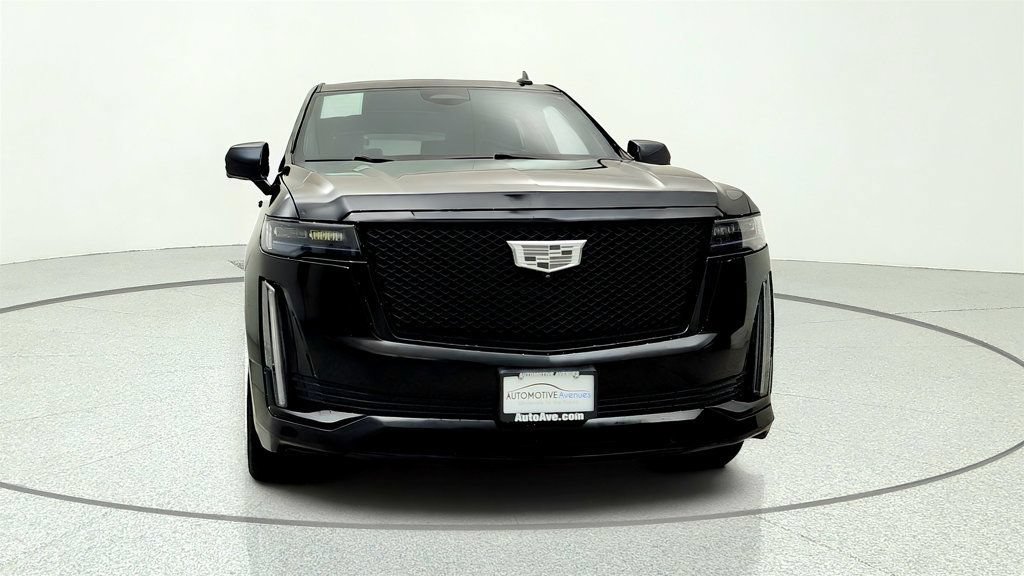 Used 2022 Cadillac Escalade ESV Sport w/ Touring Package AWD/4WD image 2
