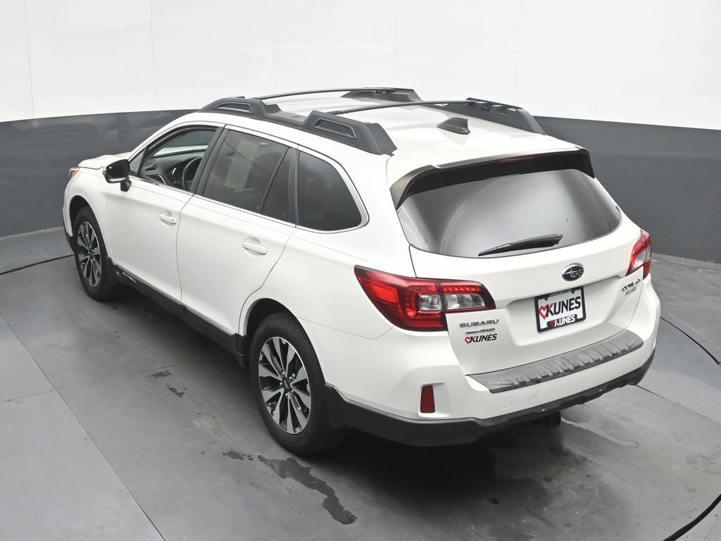 Used 2017 Subaru Outback 2.5i Limited AWD/4WD image 37