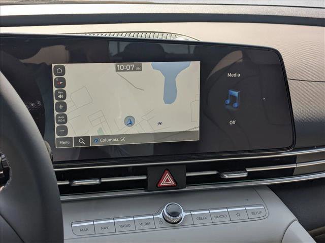 New 2025 Hyundai Elantra Limited image 14