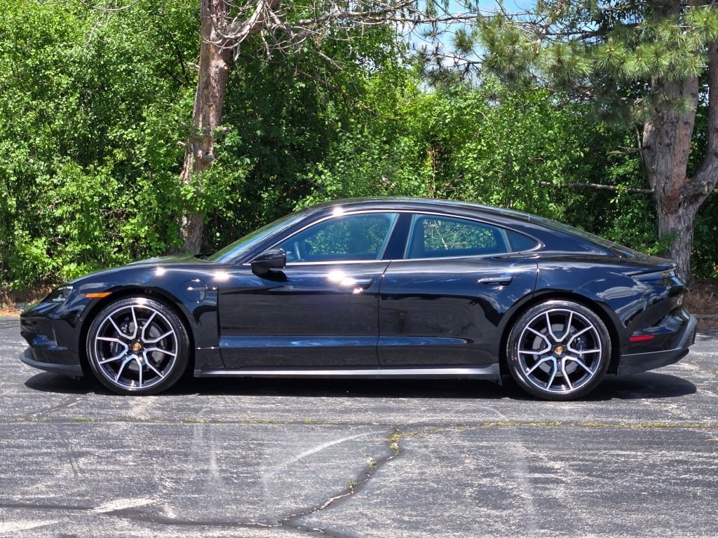 Certified 2025 Porsche Taycan image 2