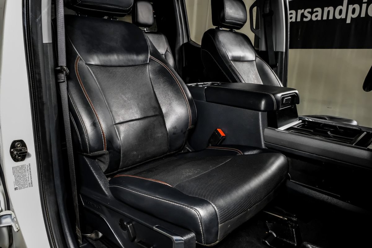 Used 2023 Ford F350 Lariat w/ Lariat Ultimate Package AWD/4WD image 31