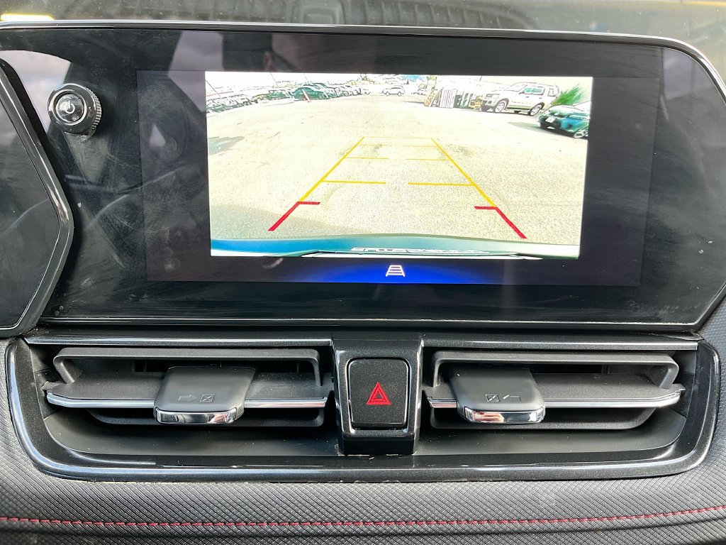 Used 2025 Chevrolet TrailBlazer RS AWD/4WD image 13