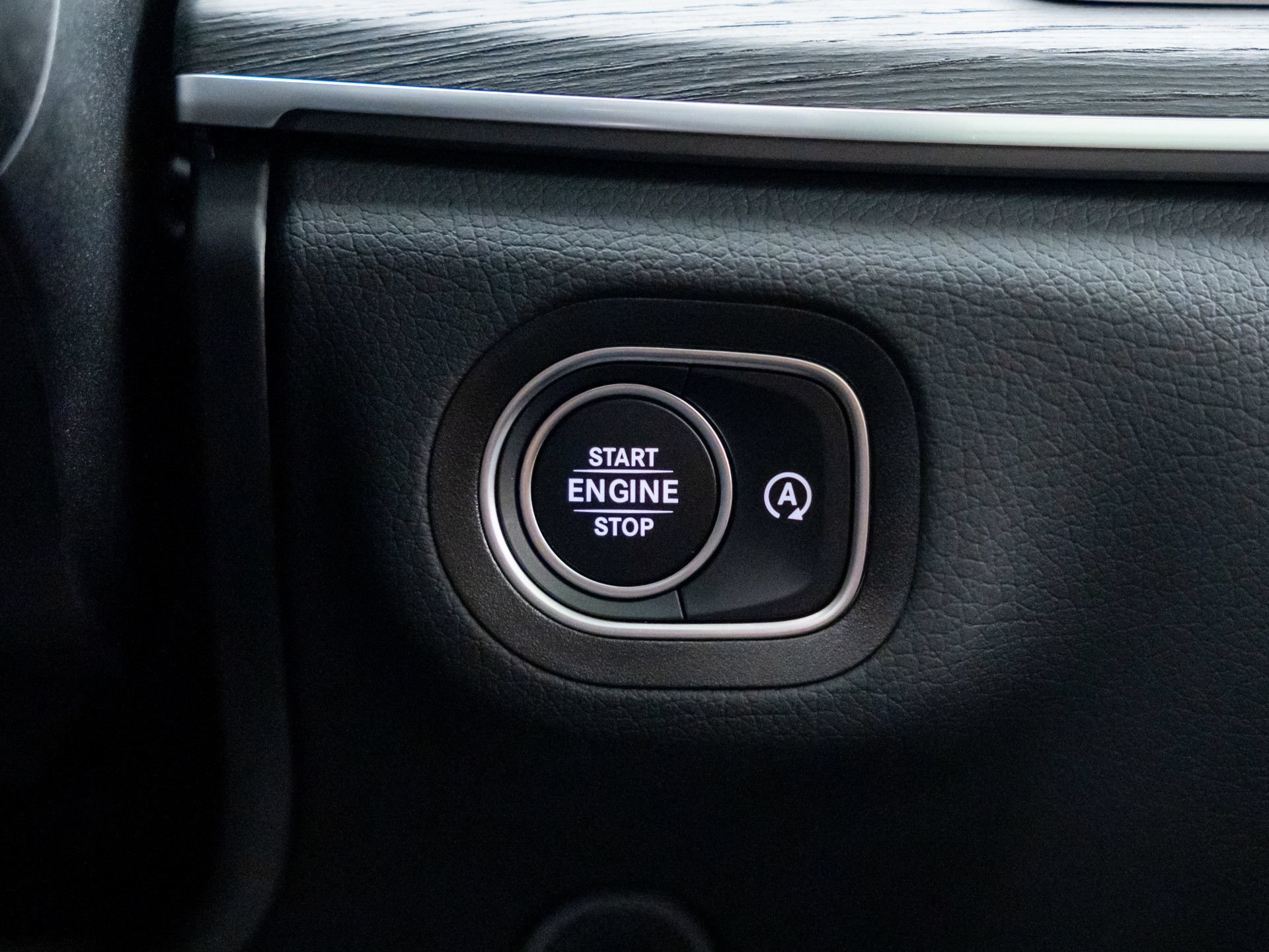 New 2026 Mercedes-Benz GLS 450 4MATIC image 23