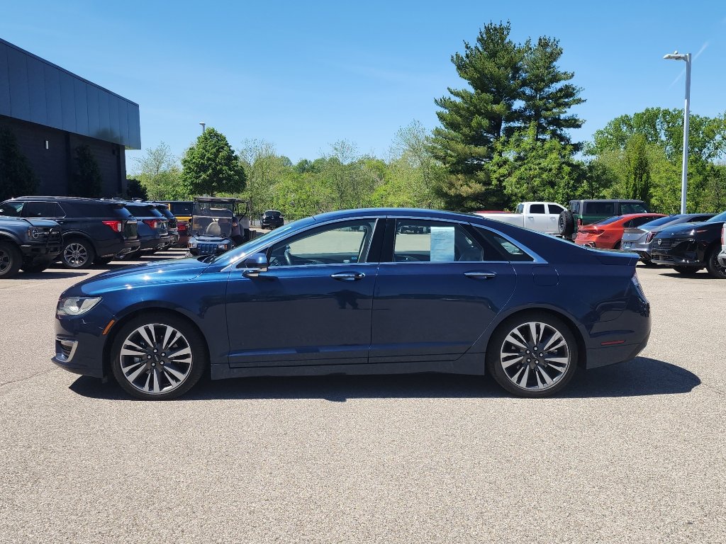 Used 2017 Lincoln MKZ Reserve w/ Climate Package image 4