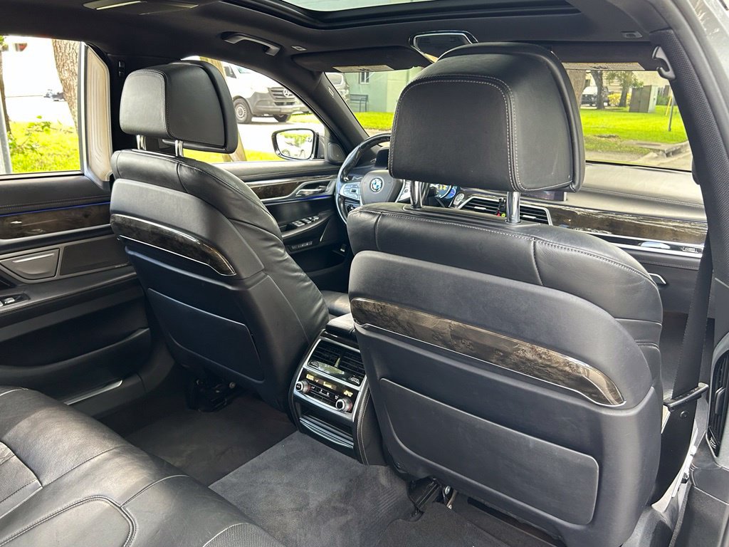 Used 2016 BMW 740i RWD image 45