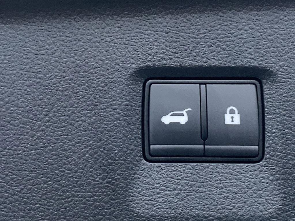 Used 2025 INFINITI QX60 Luxe w/ Lighting Package (N94) image 10