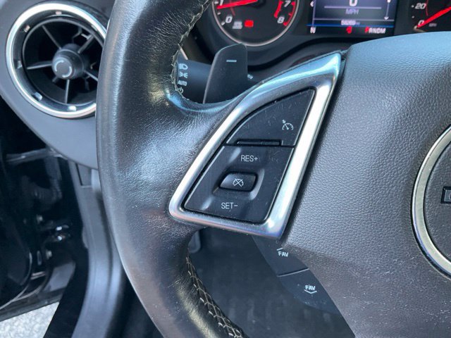 Used 2020 Chevrolet Camaro LT RWD image 11