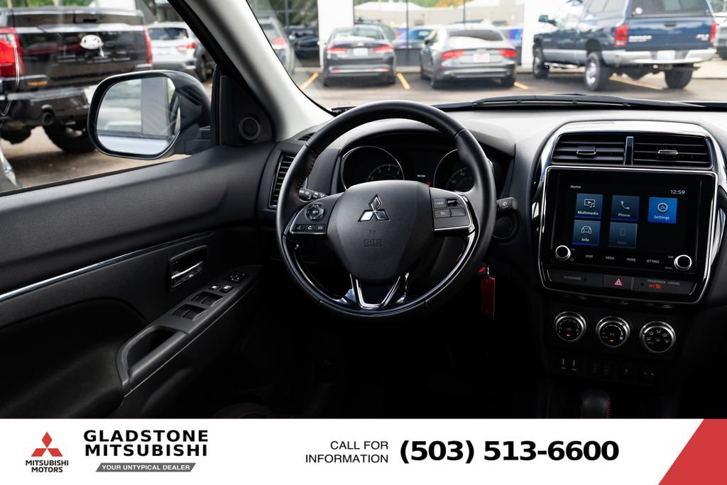 Used 2025 Mitsubishi Outlander Sport LE AWD/4WD image 10