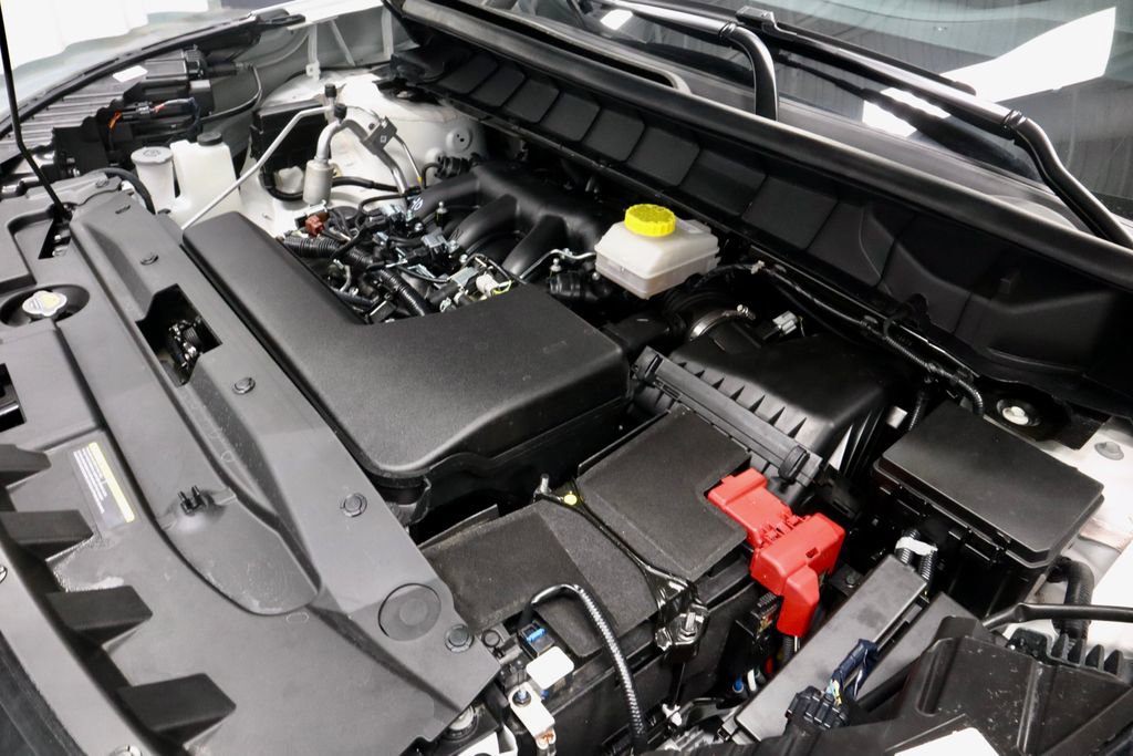 Certified 2025 Nissan Pathfinder SL FWD image 16