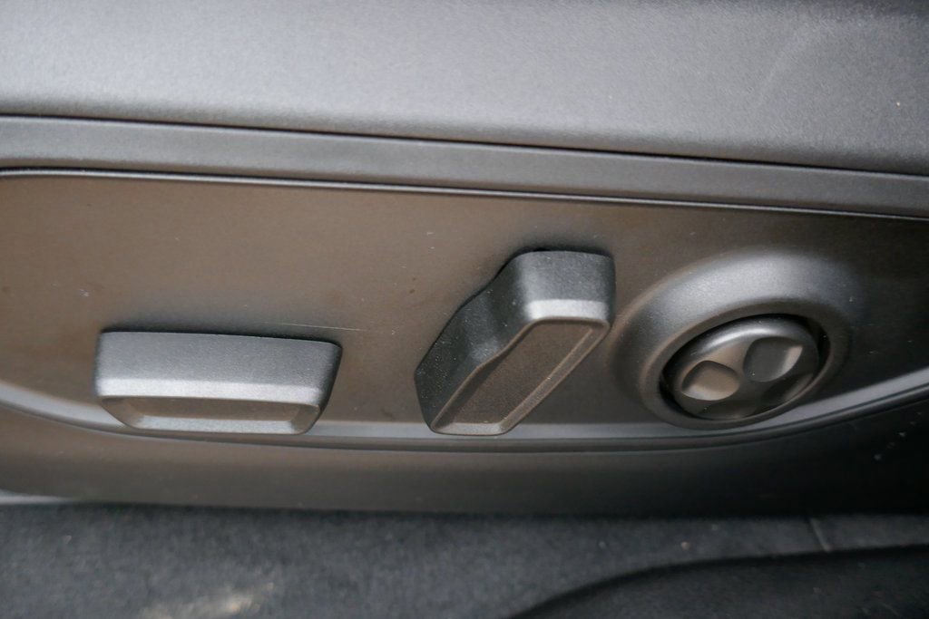 New 2025 Jeep Grand Cherokee Laredo X image 15