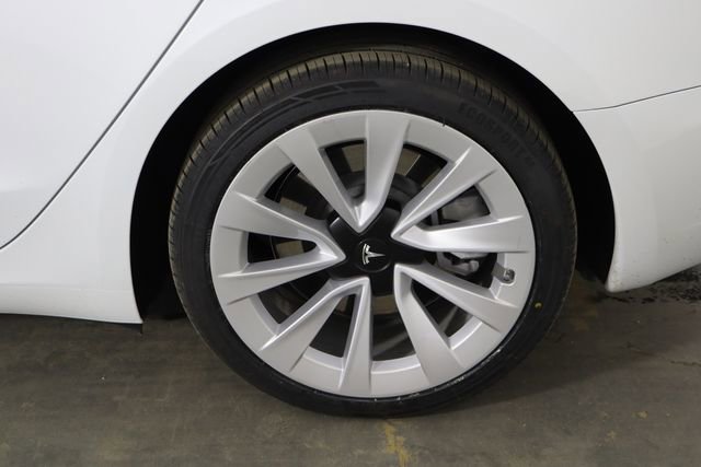 Used 2023 Tesla Model 3 Standard Range image 43
