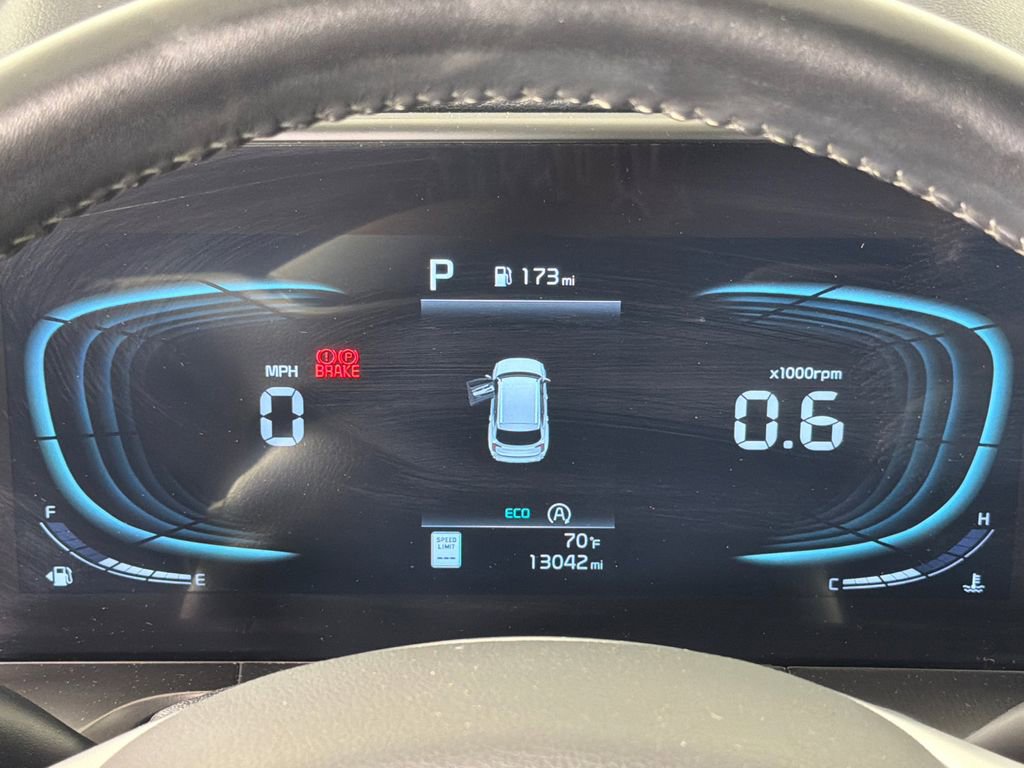 Used 2025 Kia Telluride S image 29