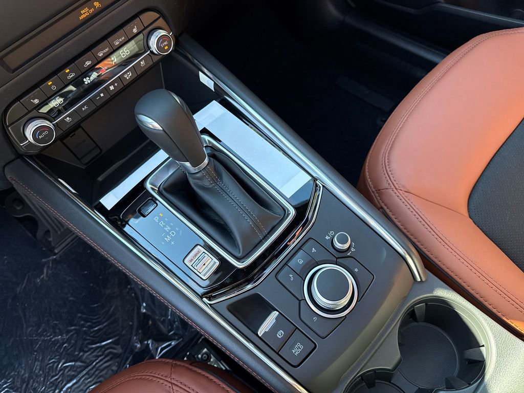 Used 2025 MAZDA CX-5 Carbon Edition image 26