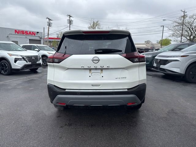 Used 2023 Nissan Rogue SV AWD/4WD image 3
