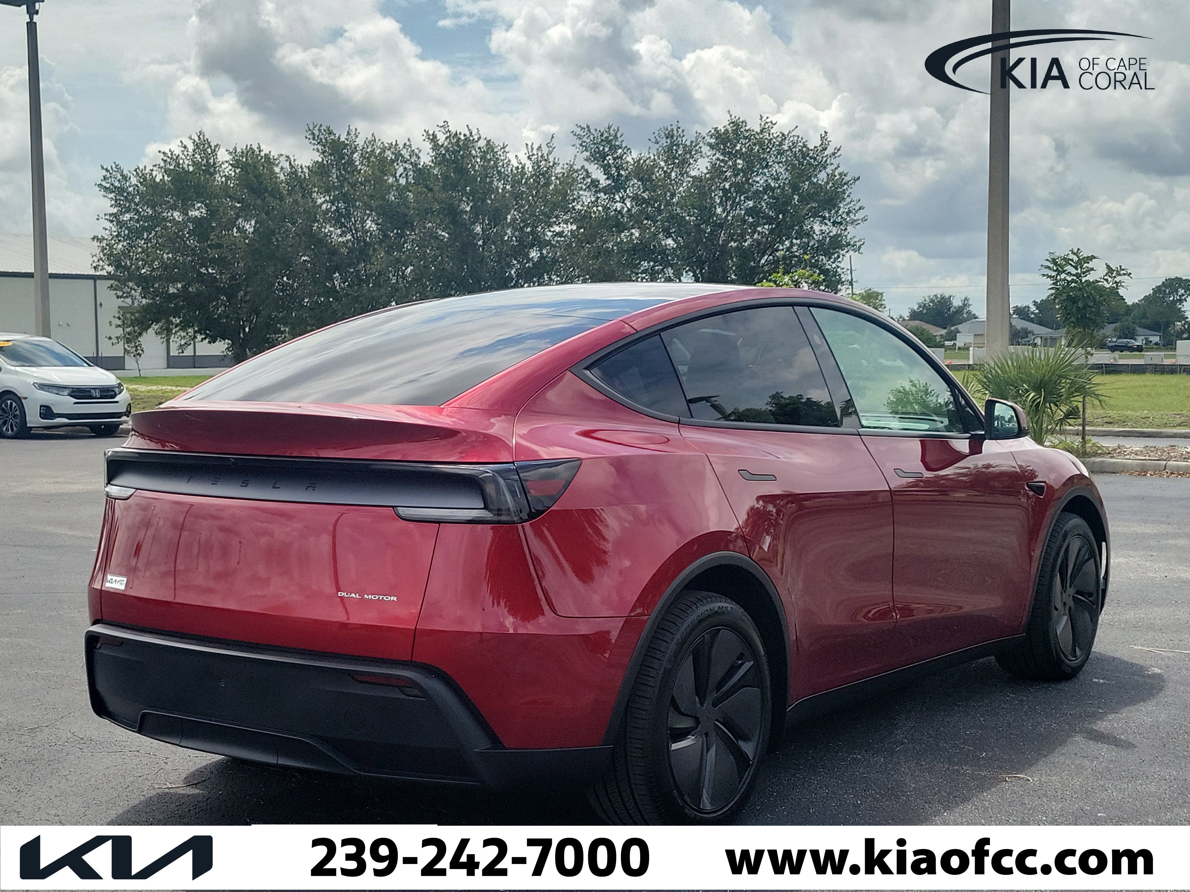 Used 2026 Tesla Model Y Long Range AWD/4WD image 6