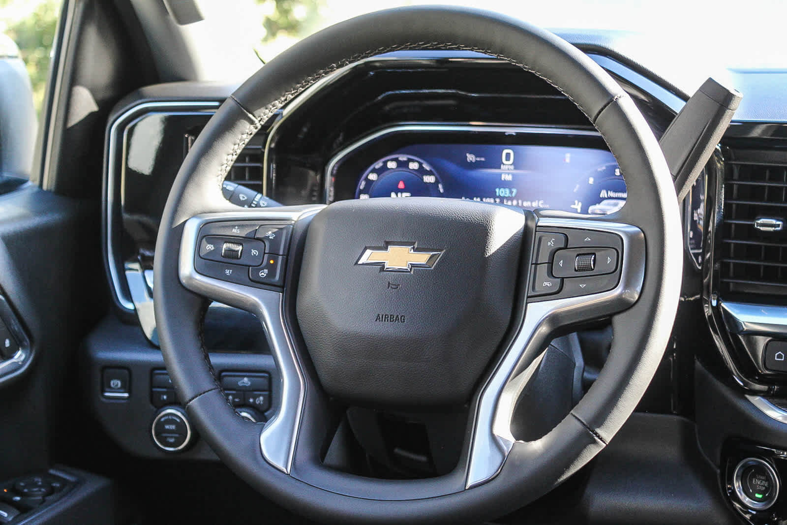 Used 2025 Chevrolet Silverado 1500 LT w/ Protection Package image 15