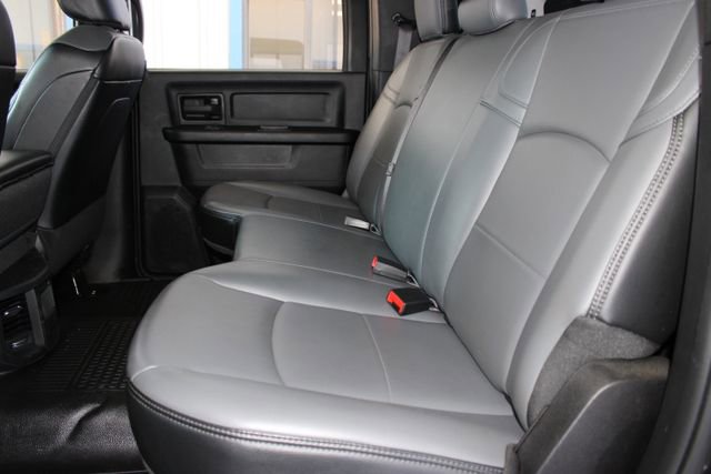 Used 2024 RAM 2500 Tradesman w/ Chrome Appearance Group image 24