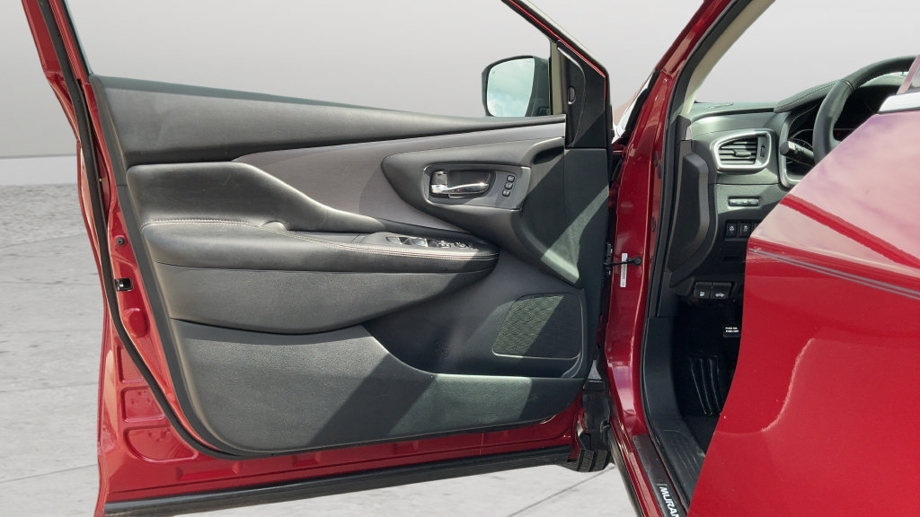Used 2020 Nissan Murano SL FWD image 18