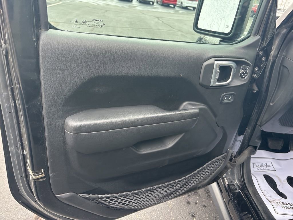 Used 2023 Jeep Gladiator Willys image 39