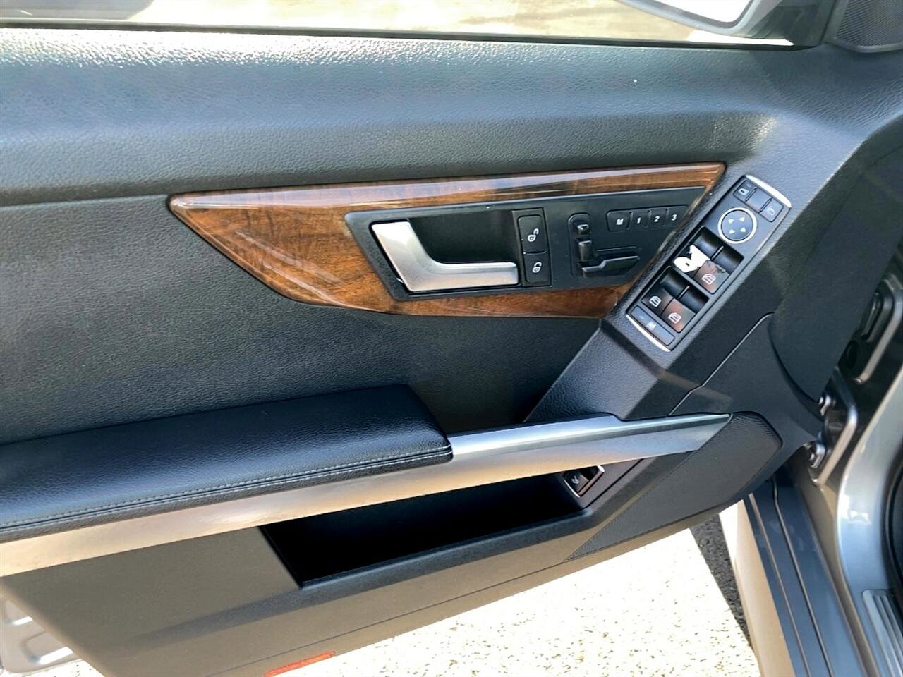 Used 2015 Mercedes-Benz GLK 350 RWD 4dr GLK 350 image 13