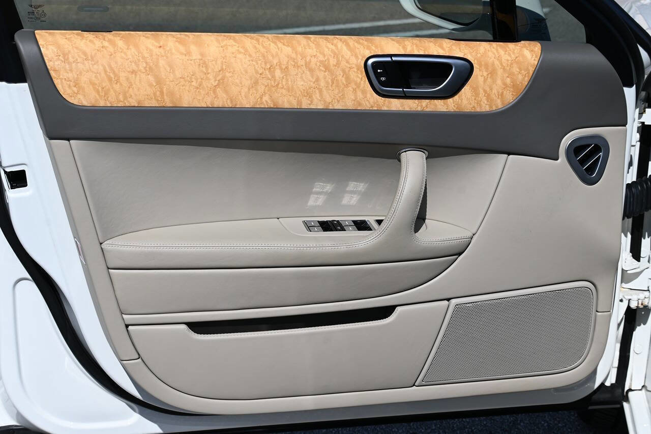 Used 2012 Bentley Flying Spur Flying Spur image 10