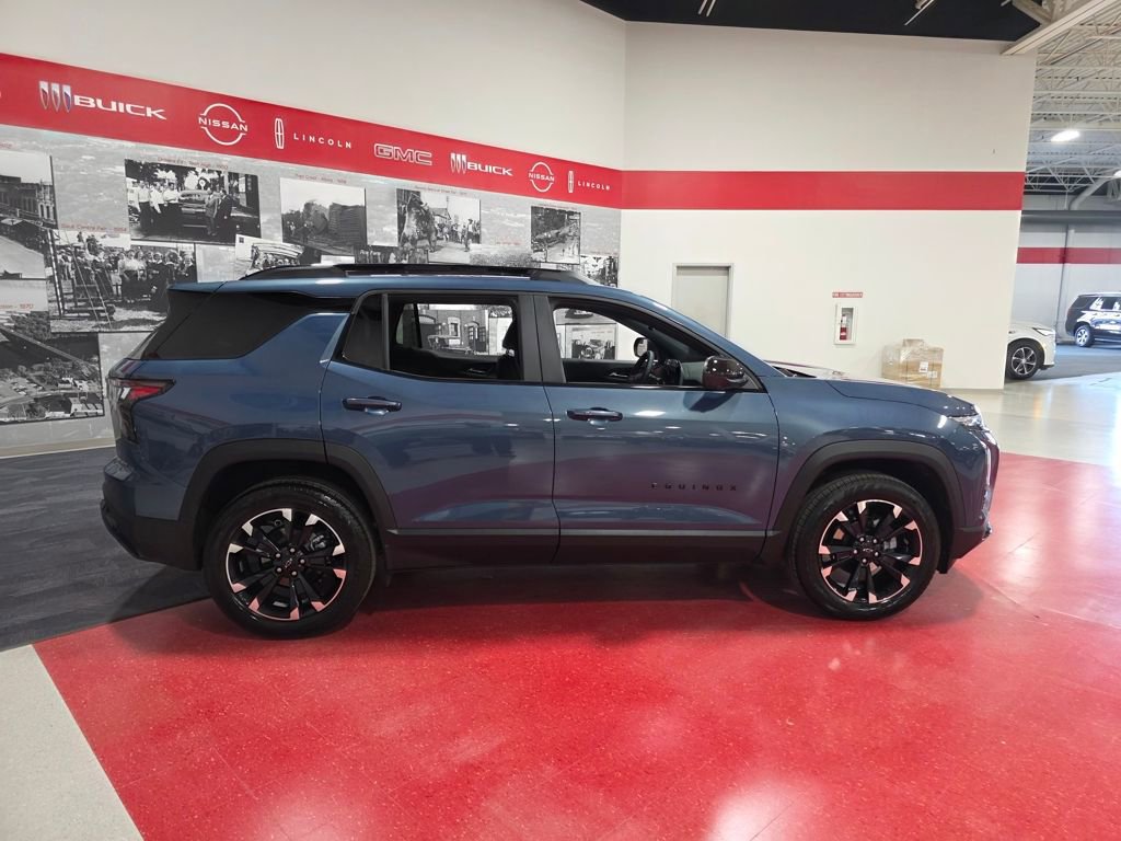 Used 2026 Chevrolet Equinox RS w/ Convenience Package III image 2