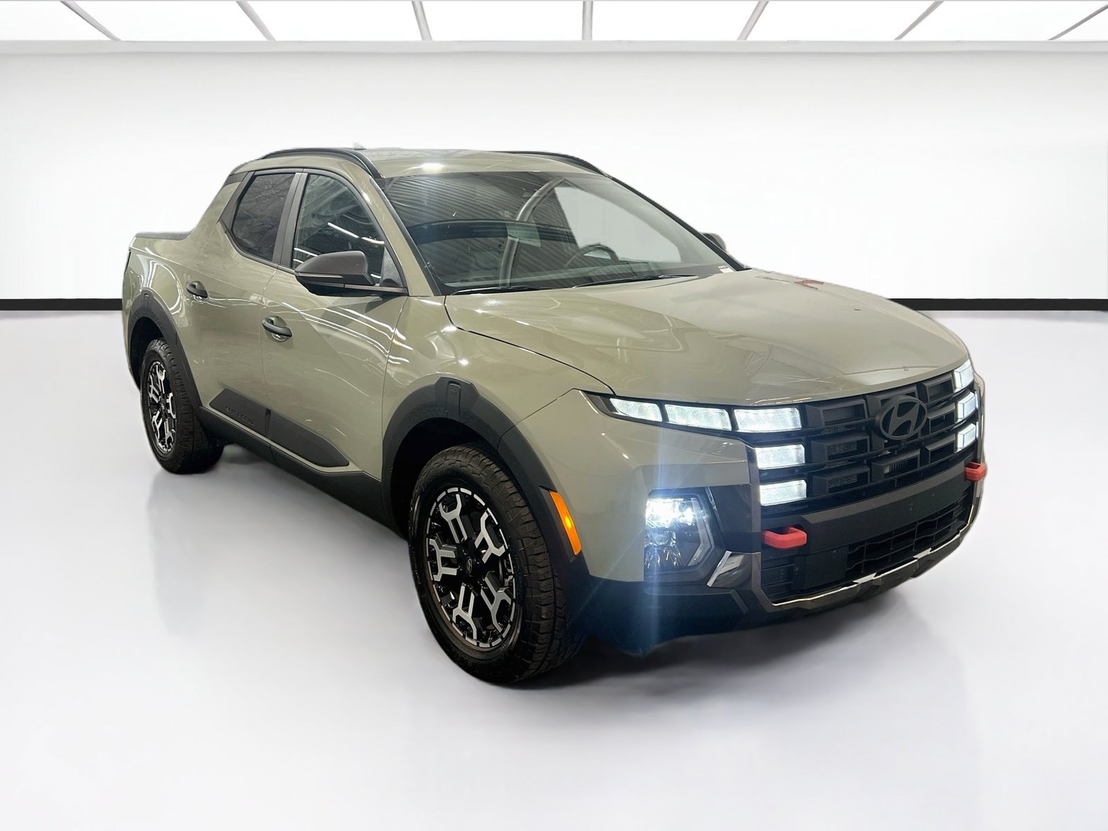 Used 2025 Hyundai Santa Cruz XRT AWD/4WD image 3