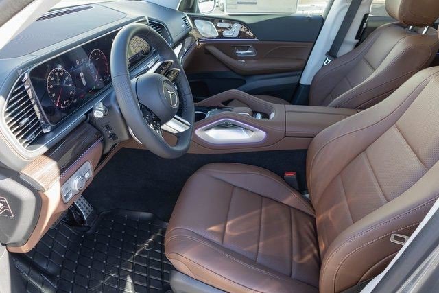 New 2026 Mercedes-Benz GLS 450 4MATIC image 2