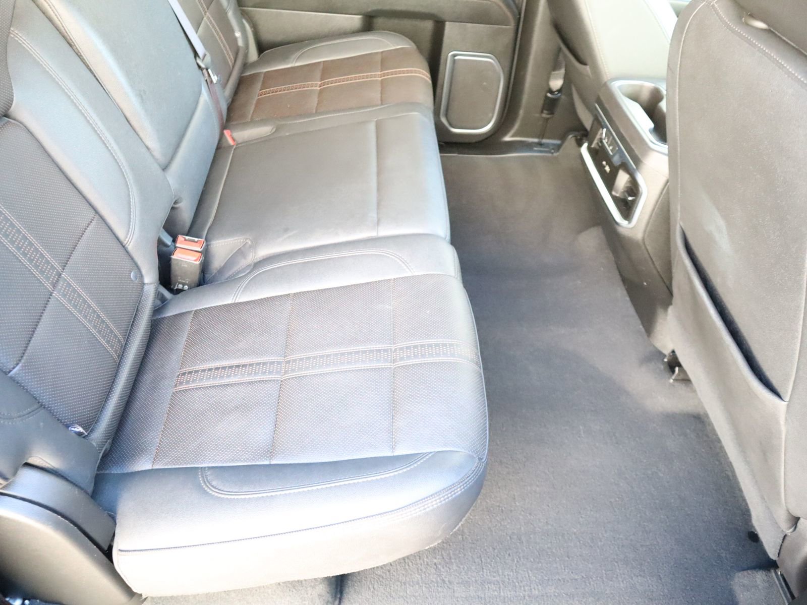 Used 2023 Chevrolet Silverado 1500 High Country w/ High Country Premium Package image 49