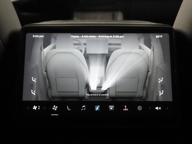 Used 2026 Tesla Model Y Long Range AWD/4WD image 24