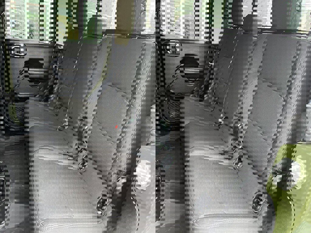 Used 2023 Jeep Gladiator Willys image 14