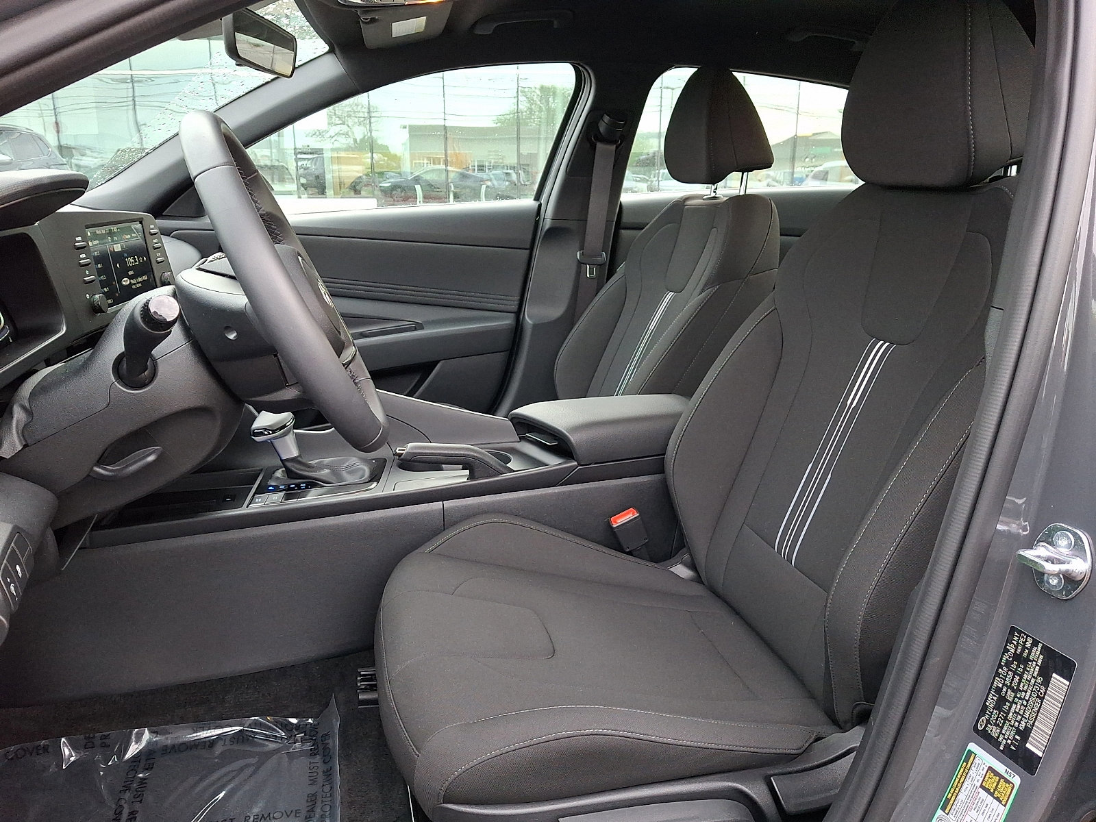 Certified 2025 Hyundai Elantra Sport FWD image 13