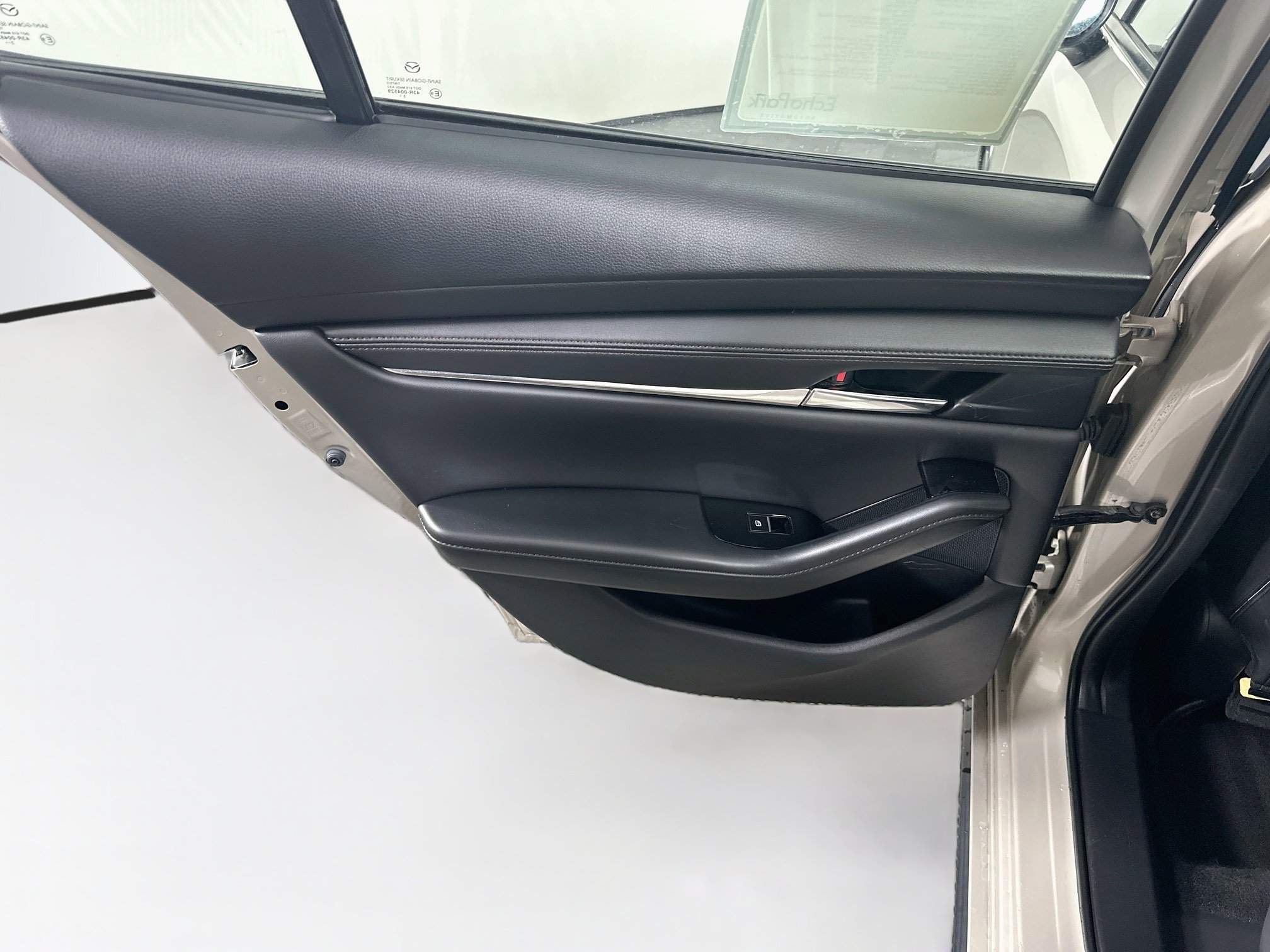 Used 2024 MAZDA MAZDA3 s FWD image 27