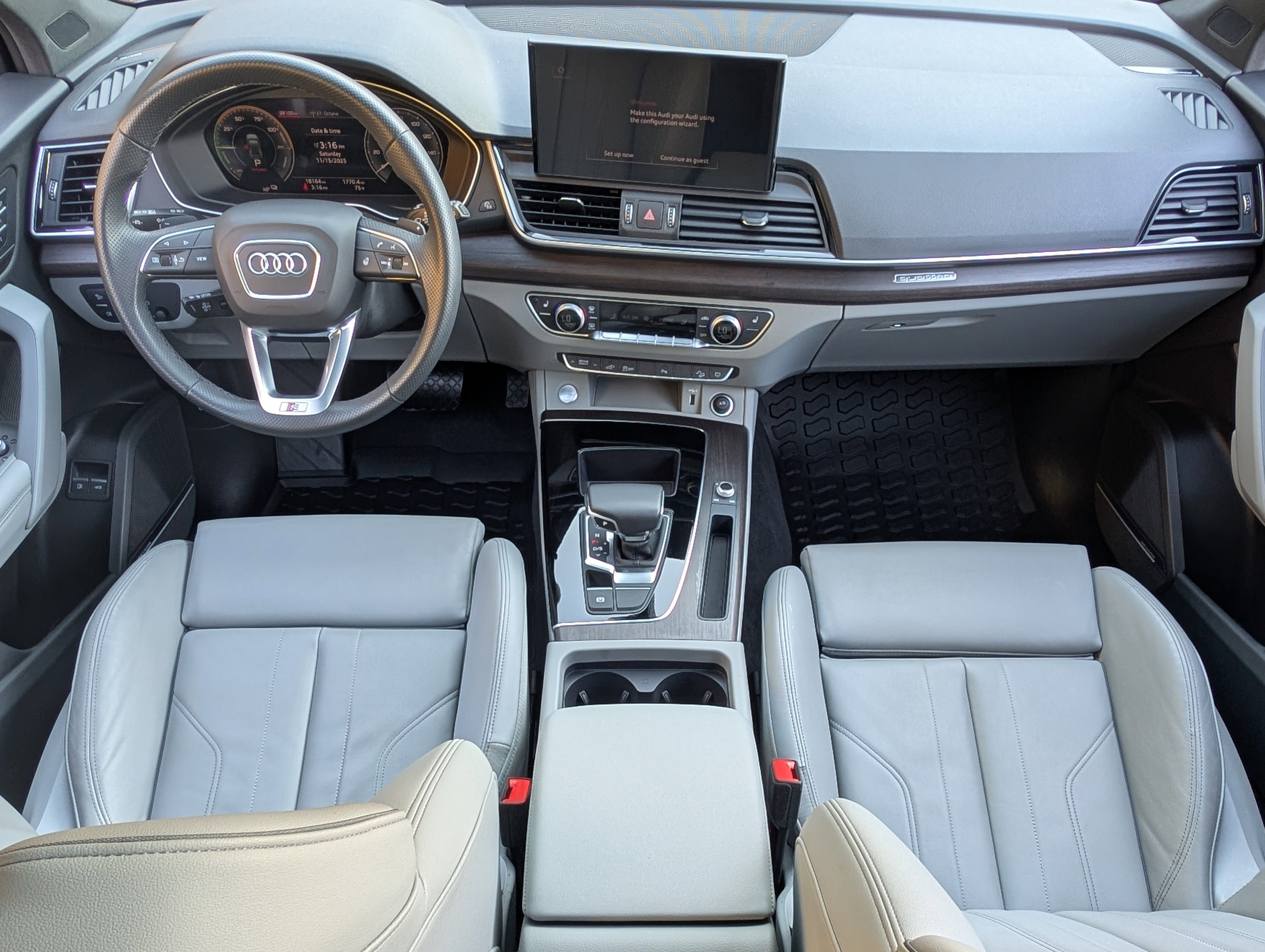 Used 2024 Audi Q5 e Premium Plus image 23