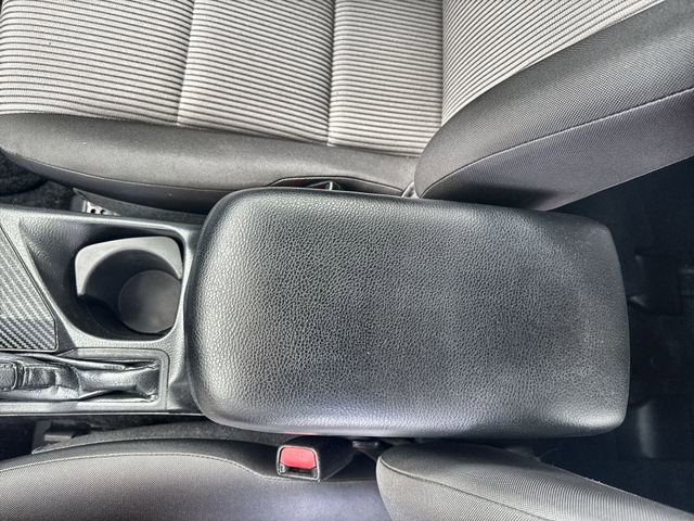 Used 2014 Toyota RAV4 LE image 28