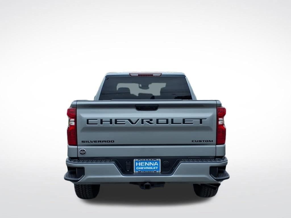 New 2026 Chevrolet Silverado 1500 Custom RWD image 4