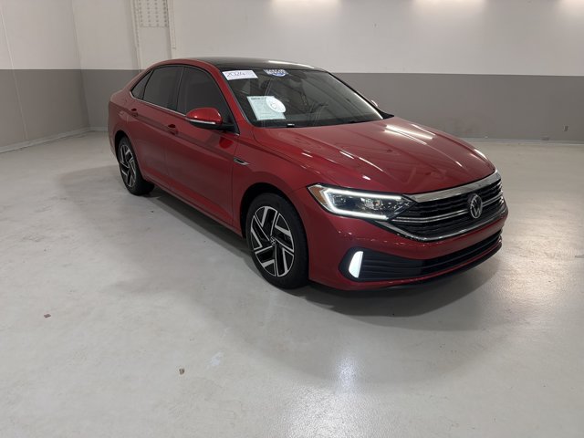 Certified 2024 Volkswagen Jetta SEL FWD image 4