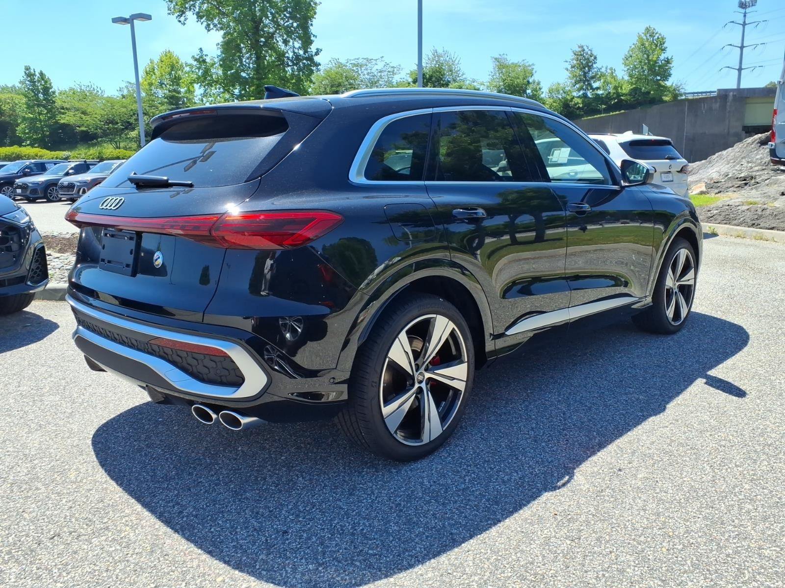 New 2025 Audi SQ5 Premium Plus AWD/4WD image 6