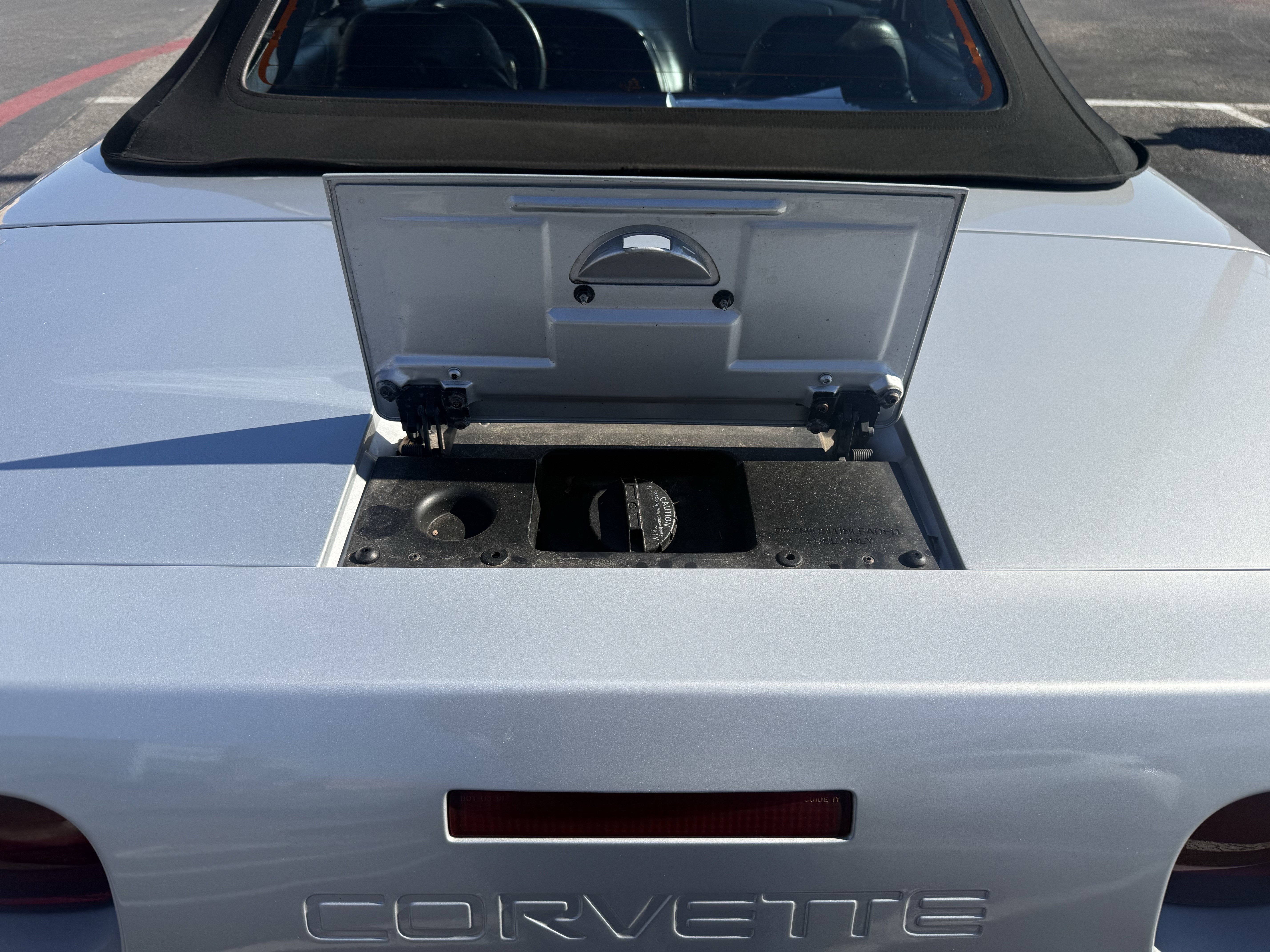 Used 1996 Chevrolet Corvette Convertible image 9