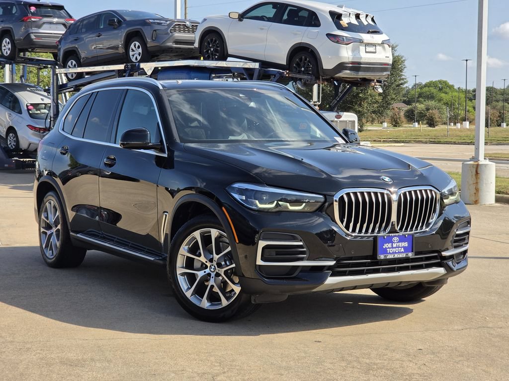 Used 2023 BMW X5 sDrive40i RWD image 2