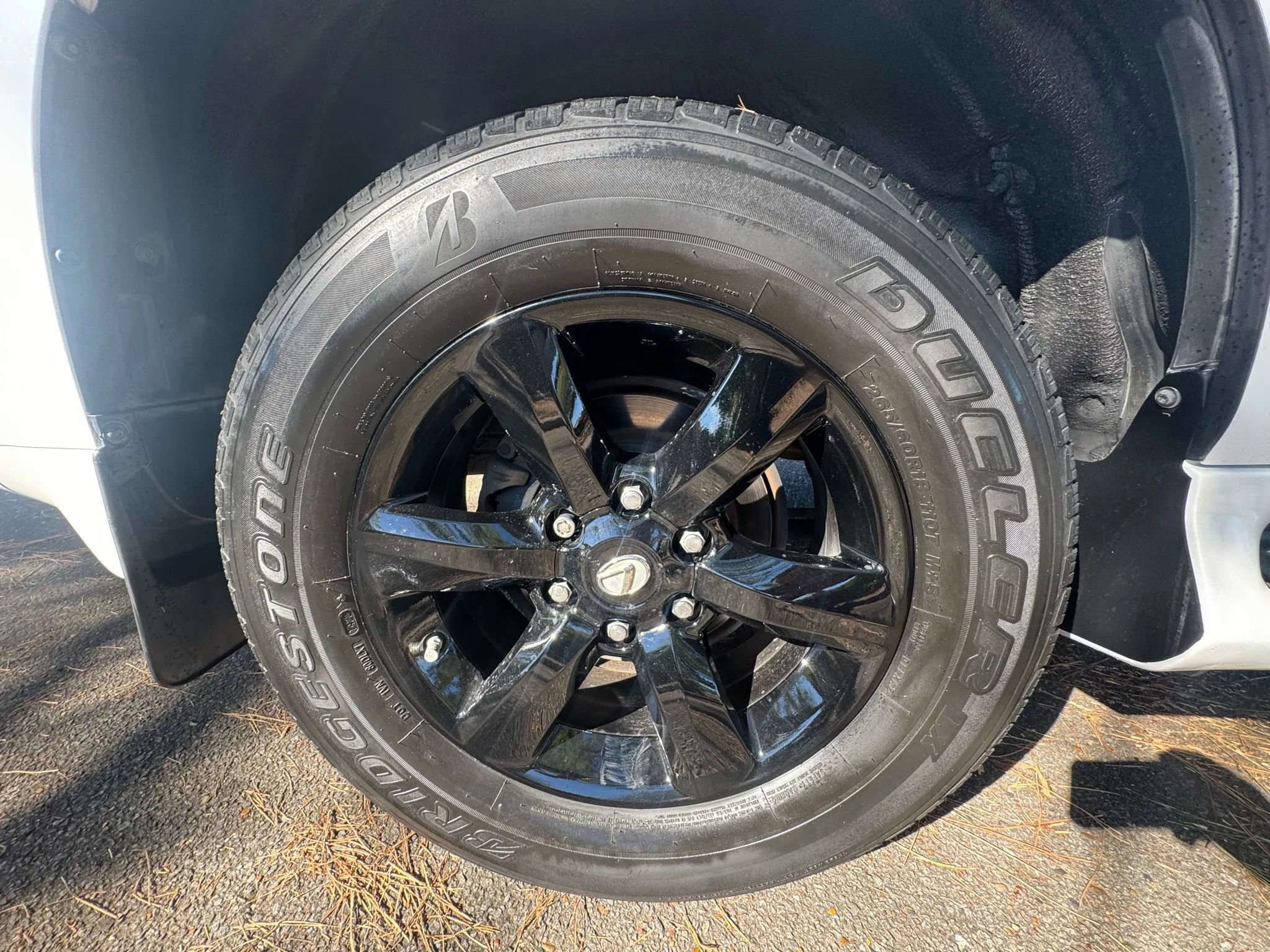 Used 2013 Lexus GX 460 image 38