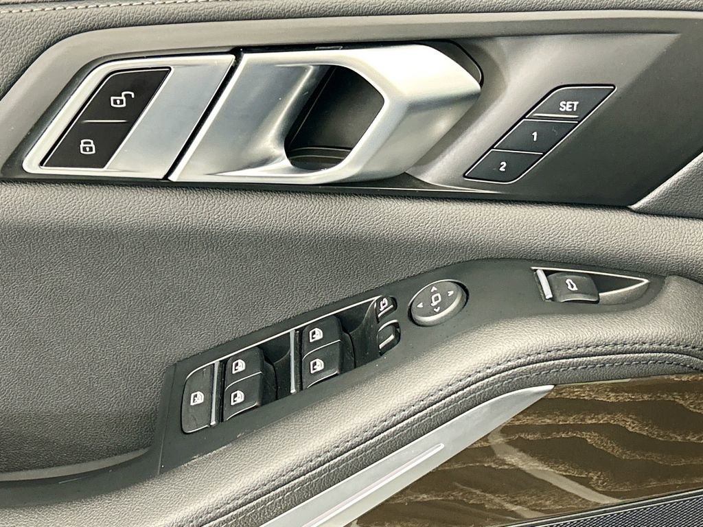 Certified 2022 BMW X5 sDrive40i w/ Climate Comfort Package image 22