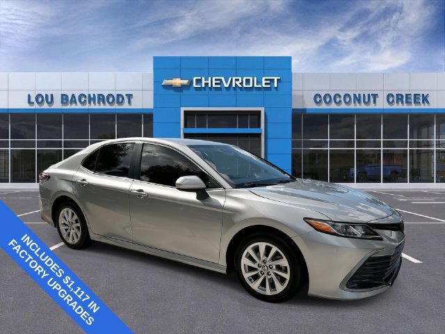 Used 2023 Toyota Camry LE FWD image 2