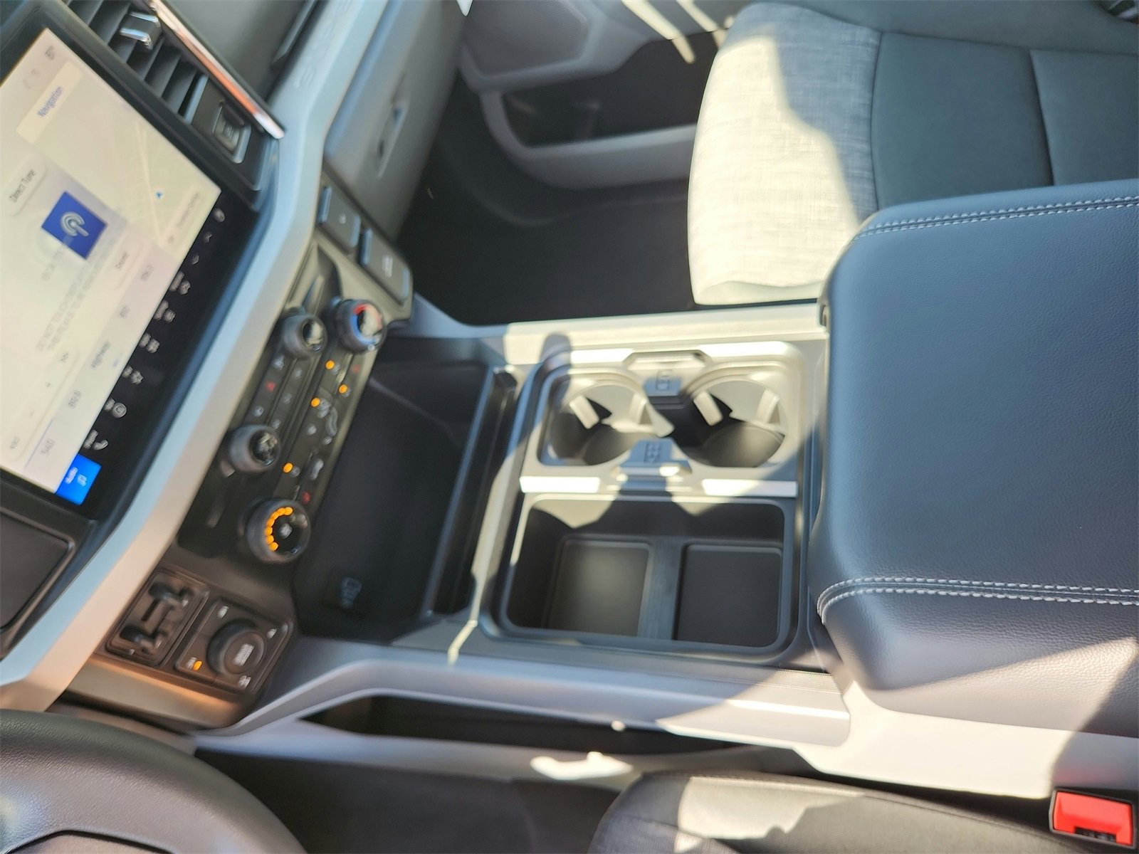 New 2026 Ford F250 XLT w/ XLT Premium Package image 15