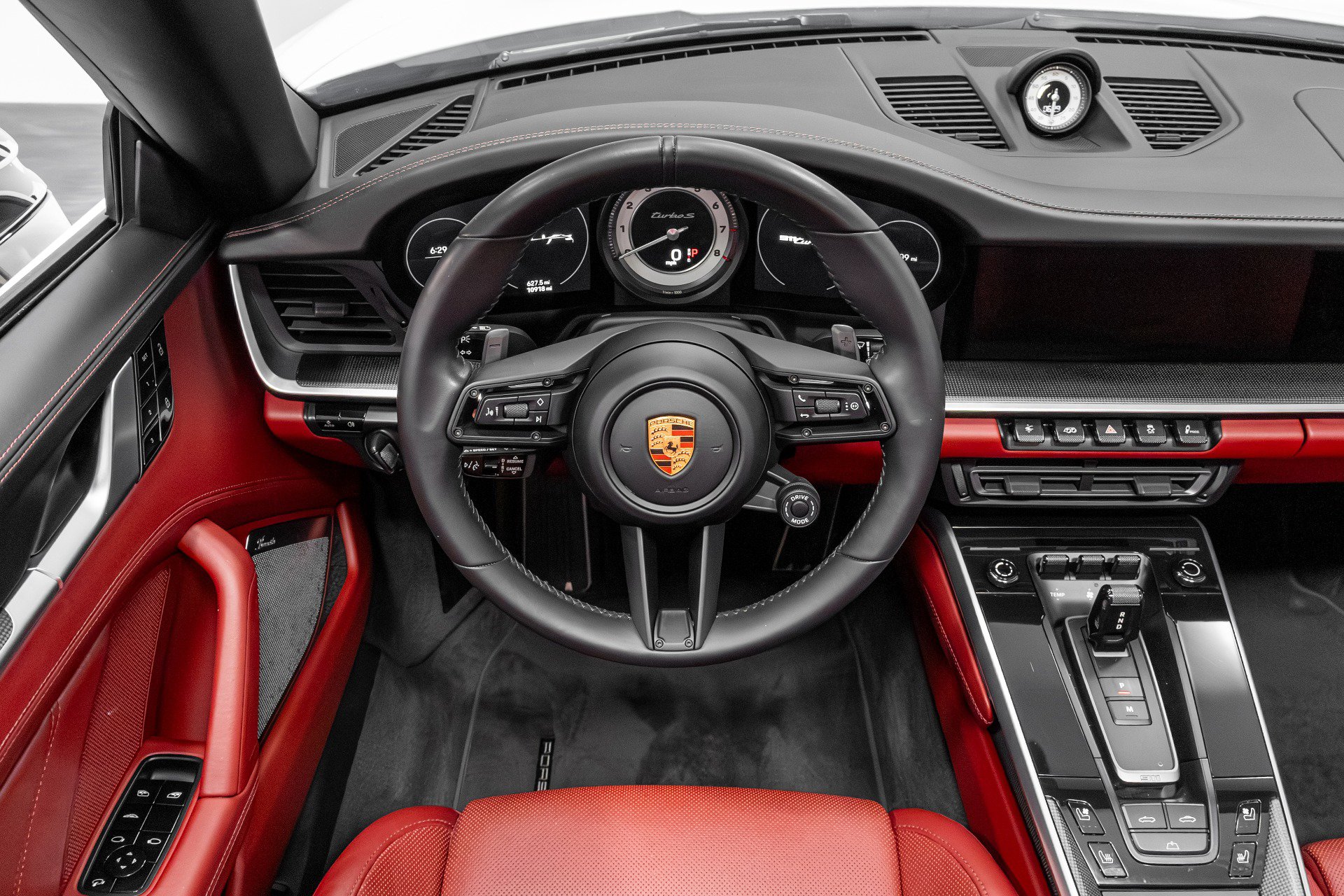 Used 2021 Porsche 911 Turbo S image 57