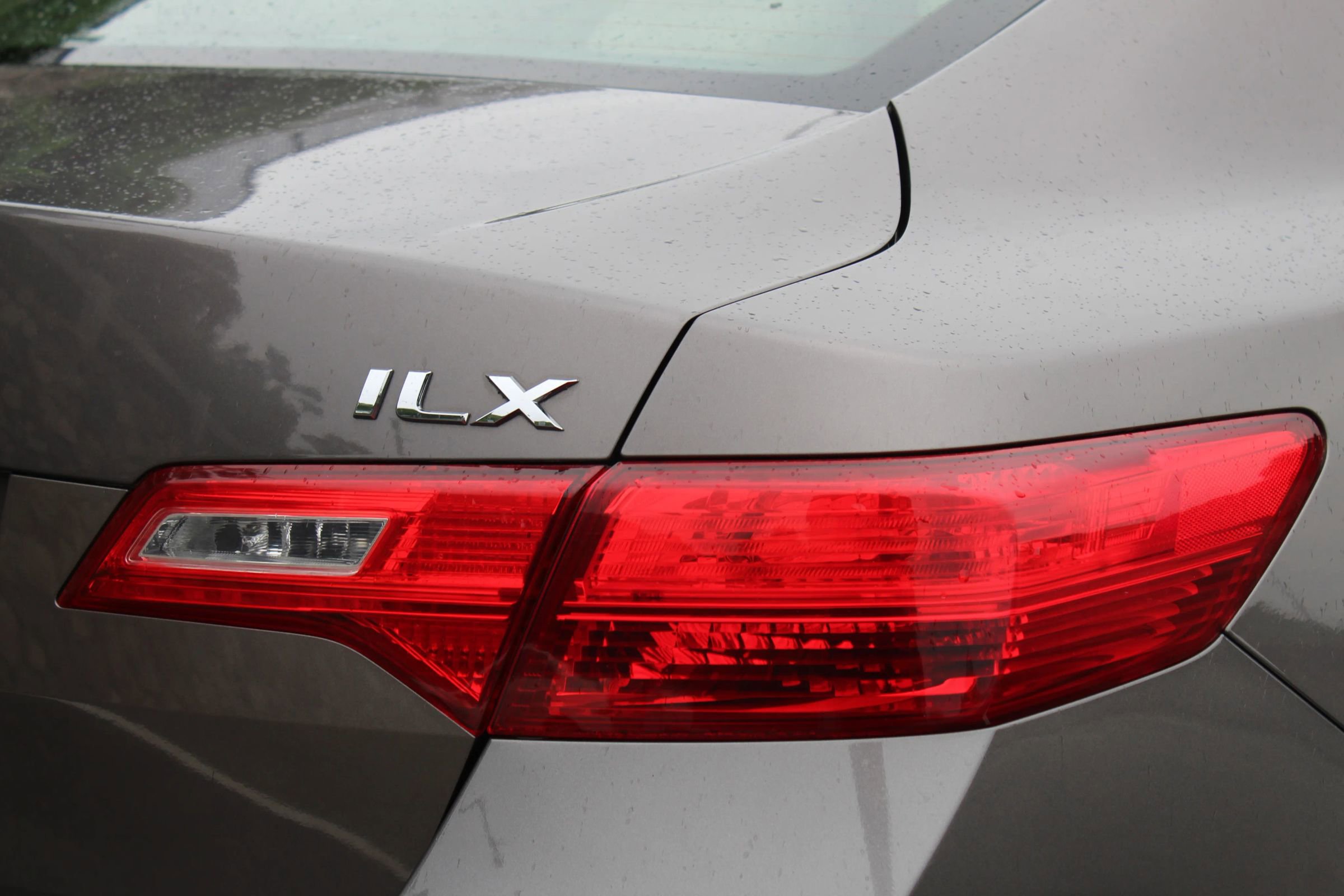 Used 2014 Acura ILX 2.0L Sedan 4D image 38